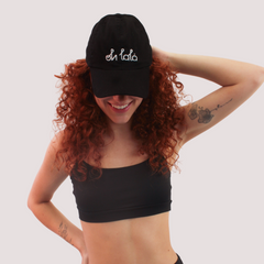 BONÉ LOGO PRETO