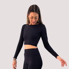 CROPPED MANGA LONGA PRETO