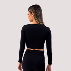 CROPPED MANGA LONGA PRETO