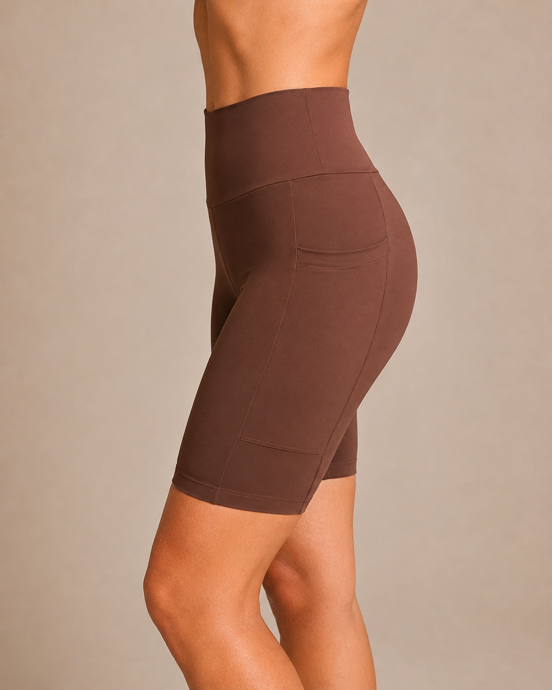 Bermuda com bolso - Marrom brownie